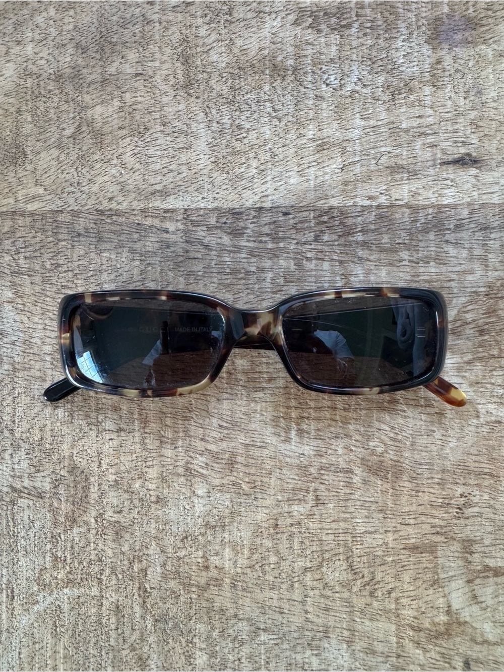 ⁠Vintage Gucci Y2K Tortoiseshell Sunglasses GG 2450/S Havana Rectangular⁠
